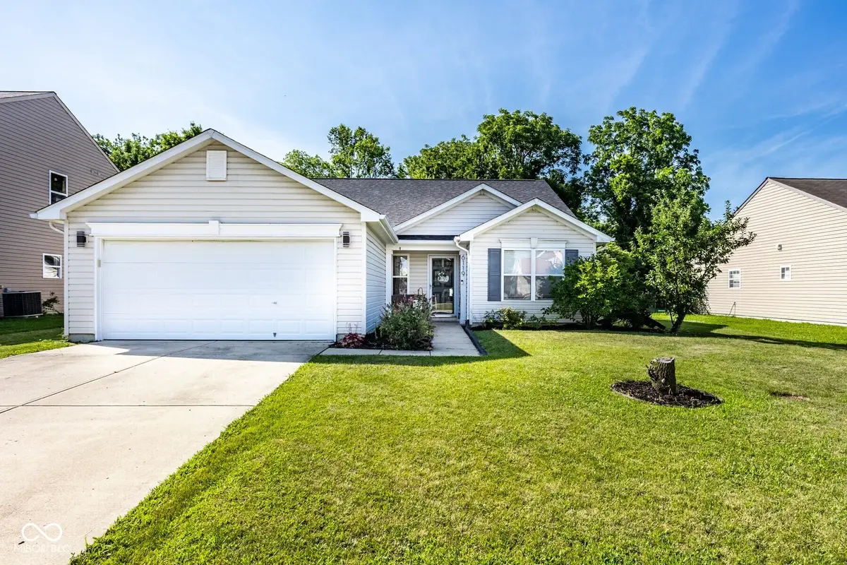 6119 Green Glade Drive, Whitestown, IN 46075 - #1