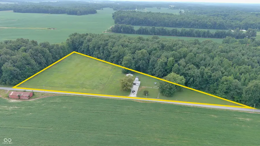 1333 W County Road 700 S, Versailles, IN 47042 - #2