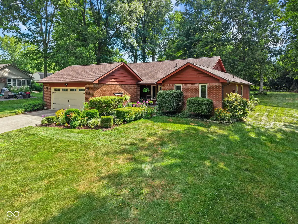 1901 Skyline Drive, Greenwood, IN 46143 - #1