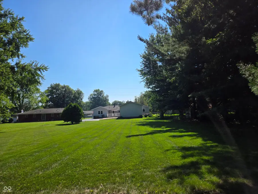 108 Mohawk Drive, Flora, IN 46929 - #3