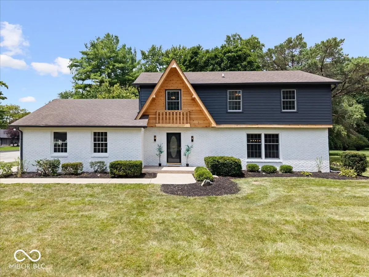 10806 E Lakeshore Drive, Carmel, IN 46033 - #1