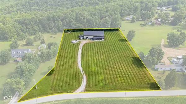 3932 W Thomastown Road, Scottsburg, IN 47170