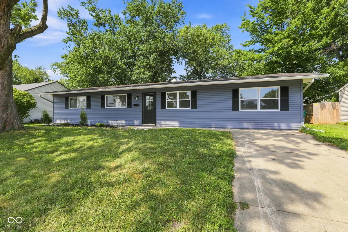 824 Longfellow Lane, Plainfield, IN 46168 - #1