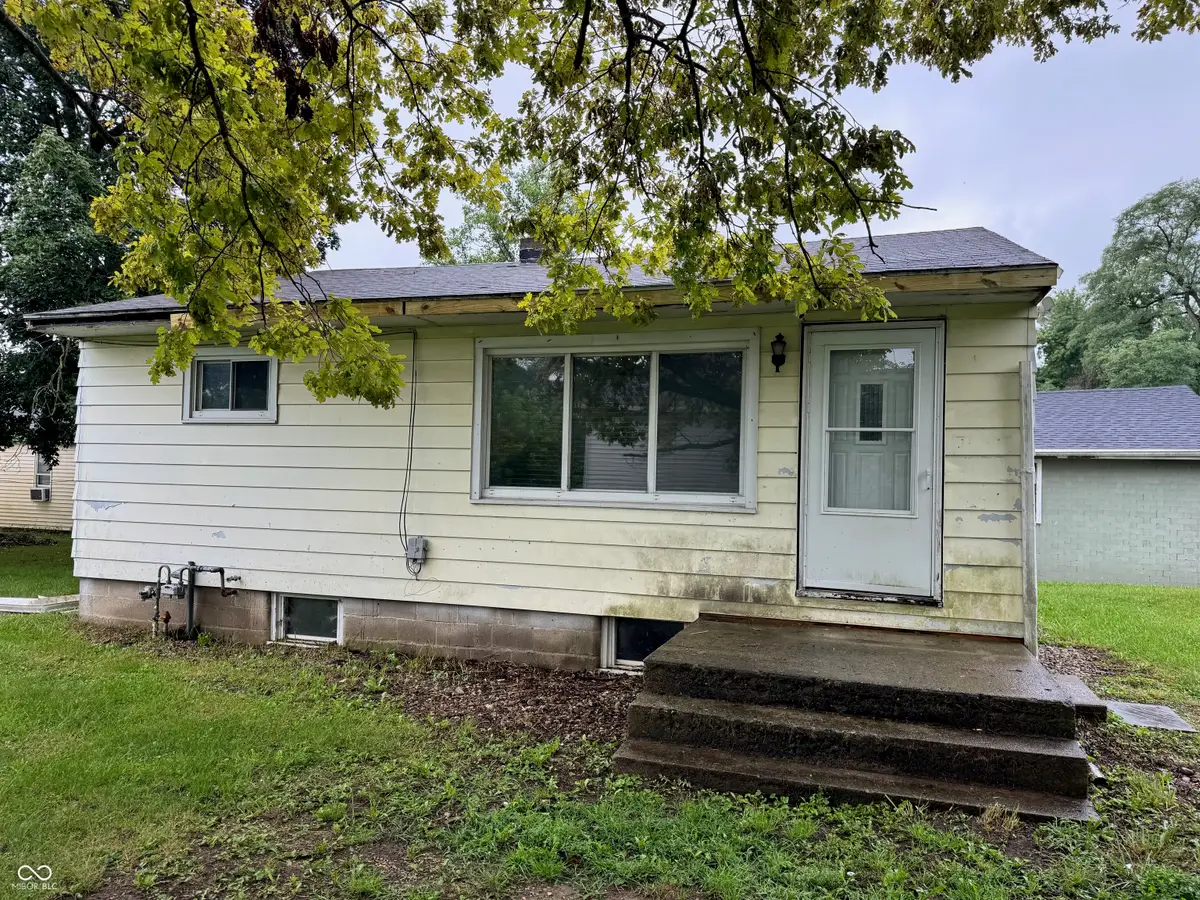 9507 W Morse Street, Yorktown, IN 47396 - #1