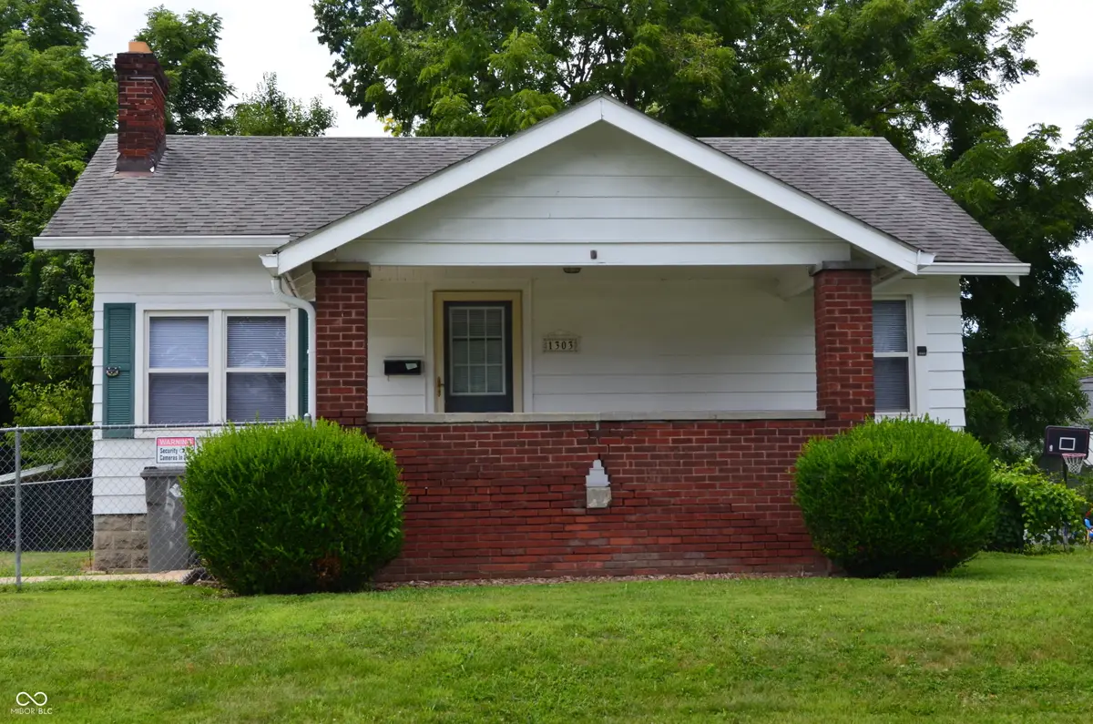1303 E Castle Avenue, Indianapolis, IN 46227 - #1