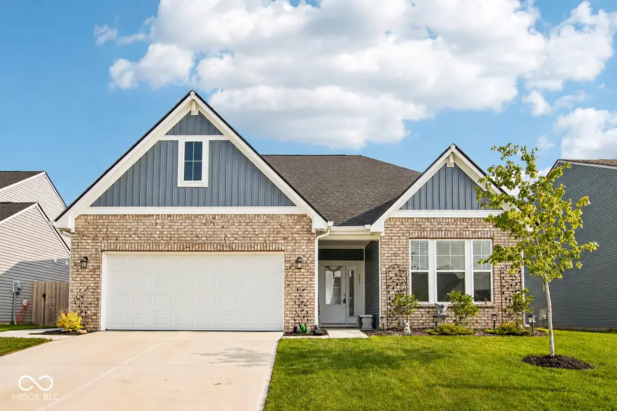 551 Alder Way, Sheridan, IN 46069 - #2