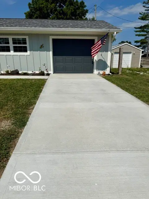 407 Eberhart Drive, Shelbyville, IN 46176 - #2