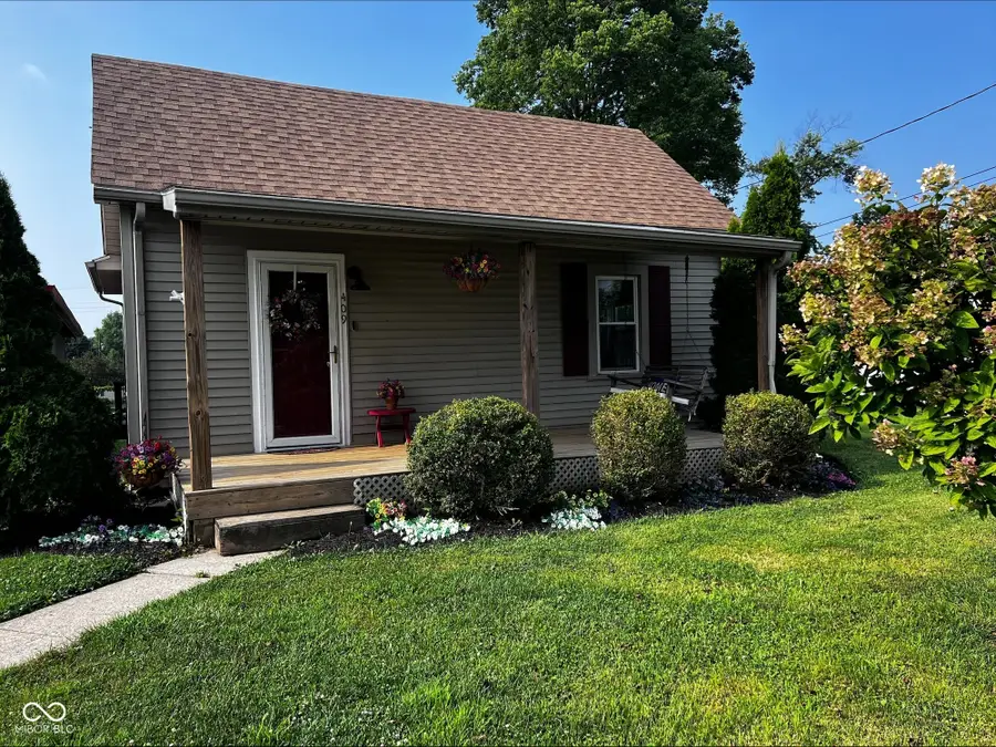409 W 8th Street, Lapel, IN 46051 - #2