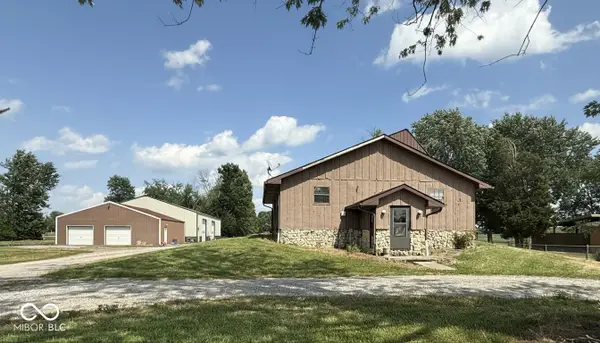 8467 S County Road 825 Road E, Plainfield, IN 46168