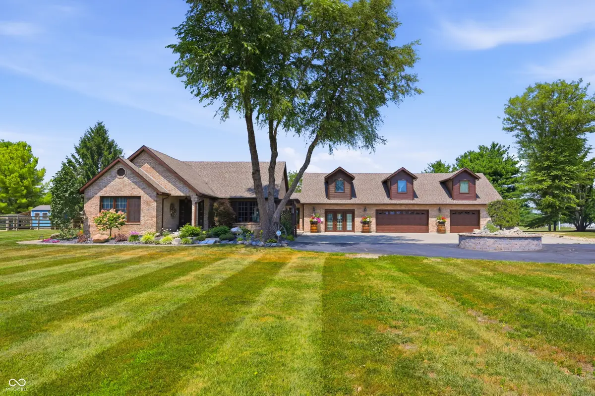 1904 E State Road 46, Greensburg, IN 47240 - #1