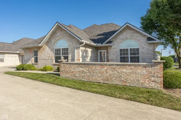 3052 W Applewood Court, Muncie, IN 47304