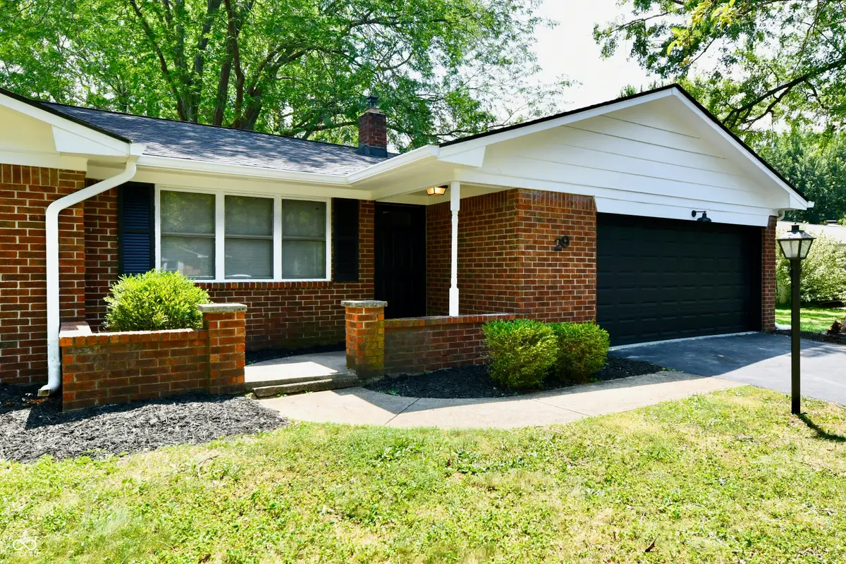 29 Parkwood Drive, Brownsburg, IN 46112 - #1