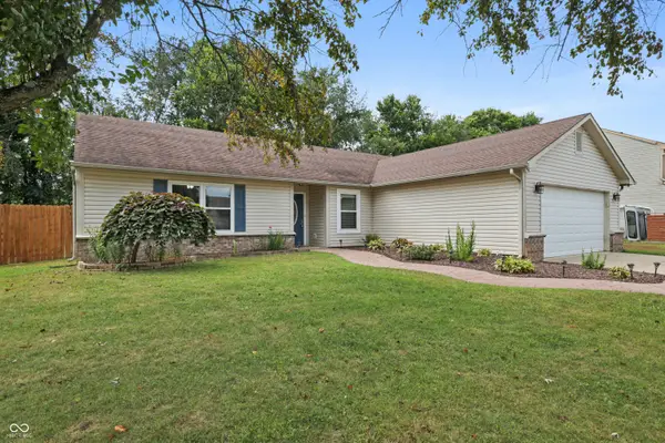8542 N Burbrink Drive, Columbus, IN 47201