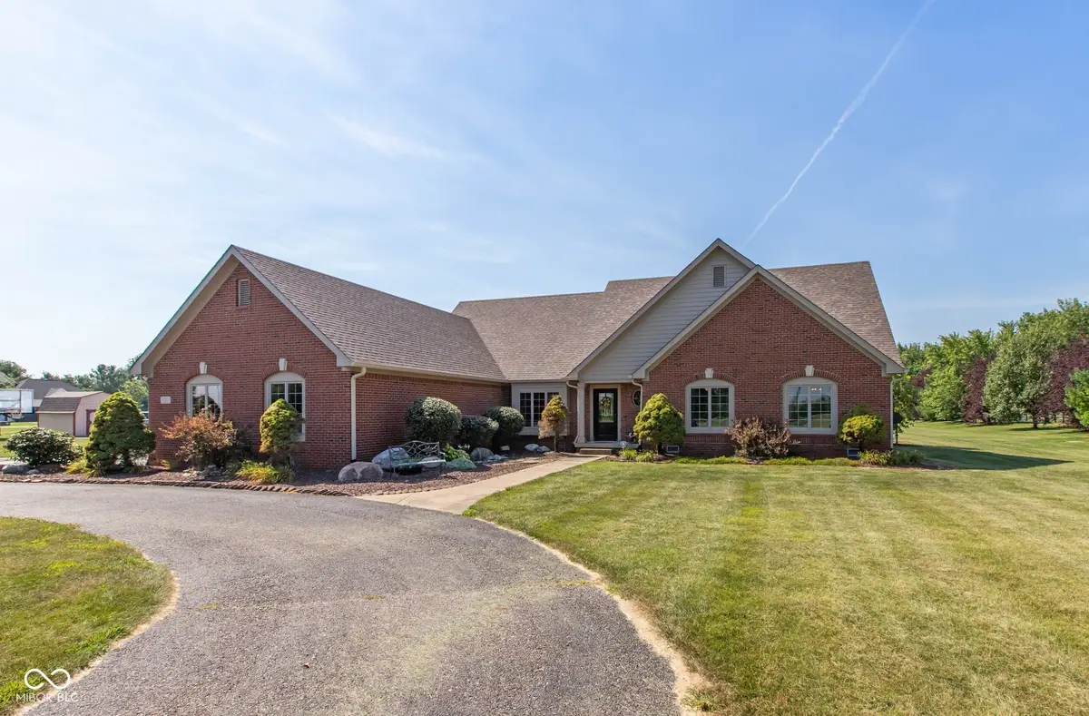 5425 E 700 N, Franklin, IN 46131 - #1