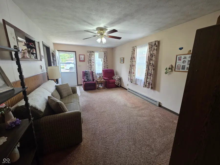 708 W Walnut Street, Greensburg, IN 47240 - #3