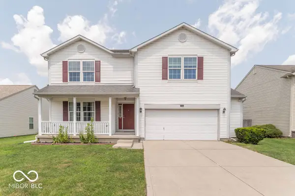 711 Bluff Creek Drive, Fortville, IN 46040
