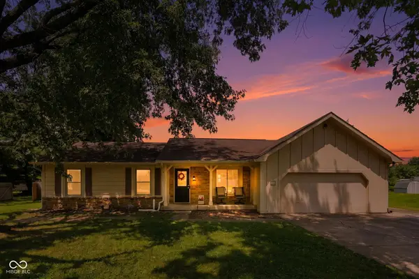 10 Tarry Court, Greenwood, IN 46142