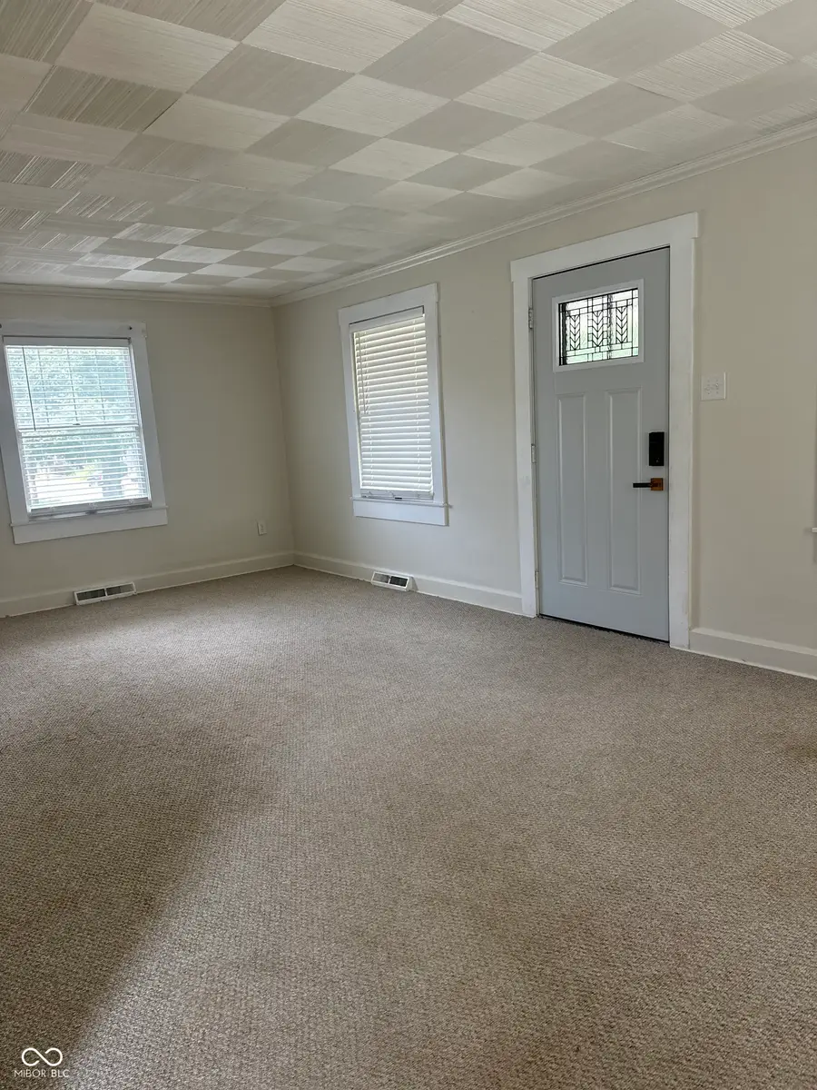 124 W Berry Street, Greencastle, IN 46135 - #3