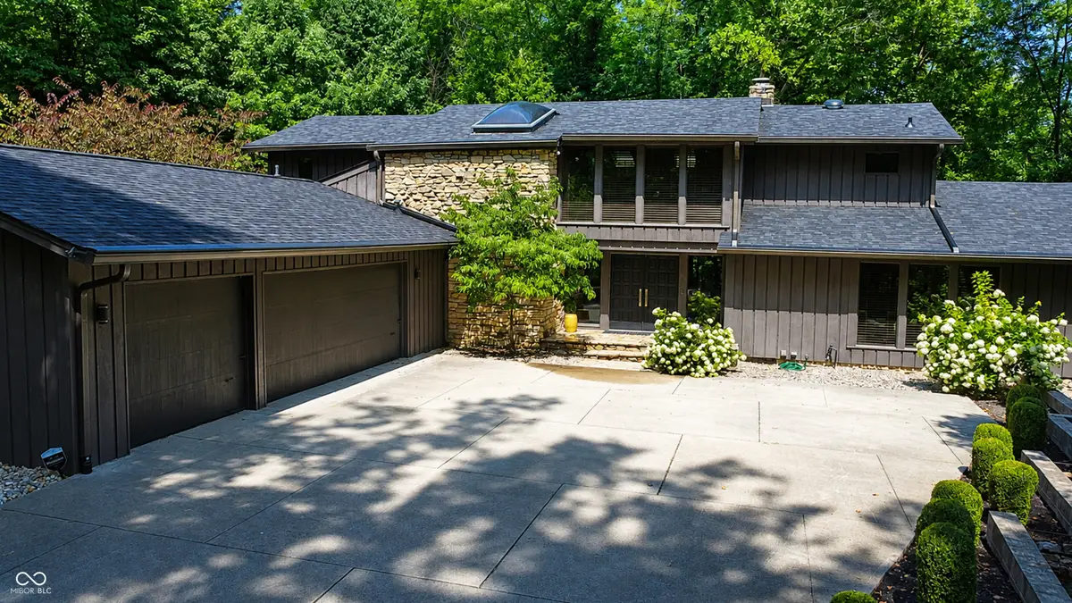 12043 Hampton Court, Carmel, IN 46033 - #1