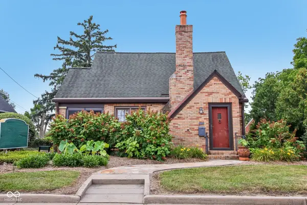 399 W Main Street, Greenwood, IN 46142