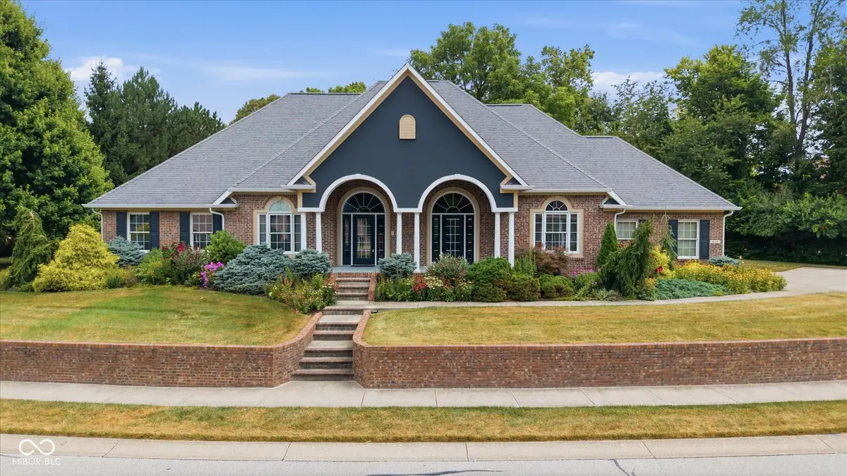 677 Foxboro Drive, Avon, IN 46123 - #1