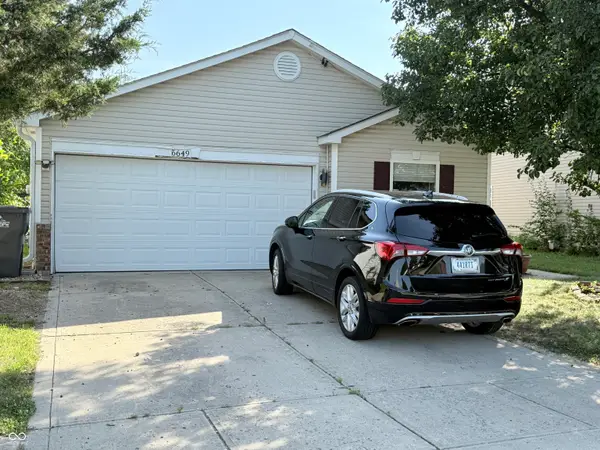6649 Earlswood Drive, Indianapolis, IN 46217