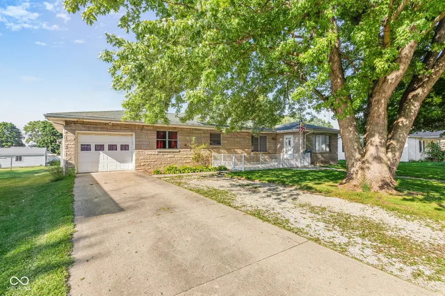 626 W Main, Thorntown, IN 46071 - #2