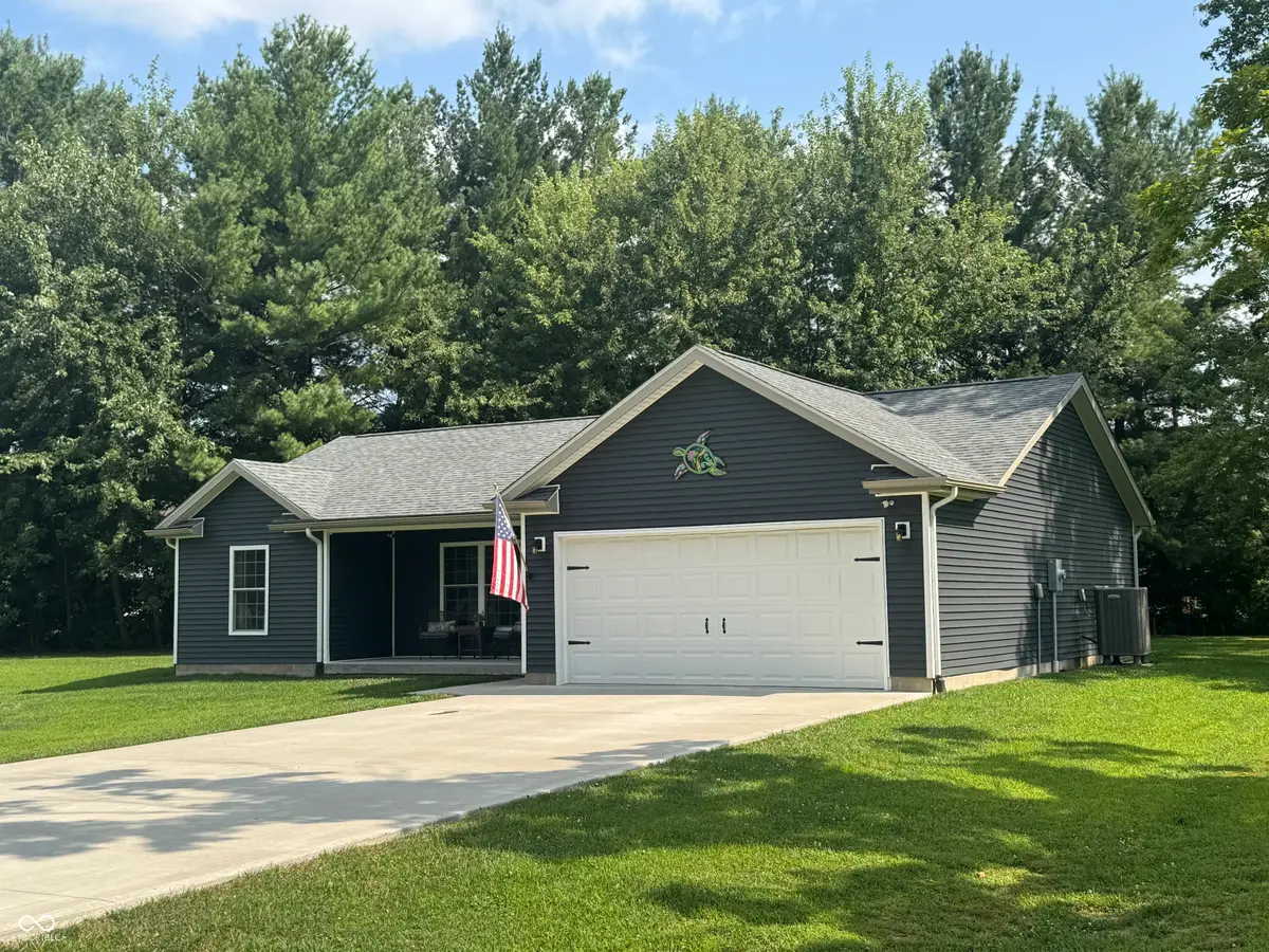 697 NW Shawnee Trail, Greensburg, IN 47240 - #1