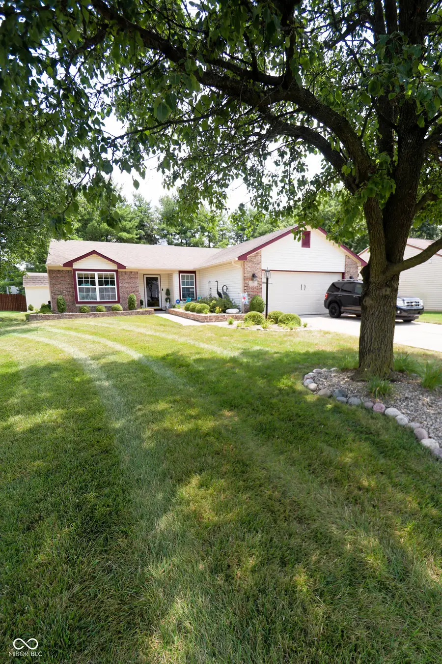 2307 Whitecliff Drive, Indianapolis, IN 46234 - #3