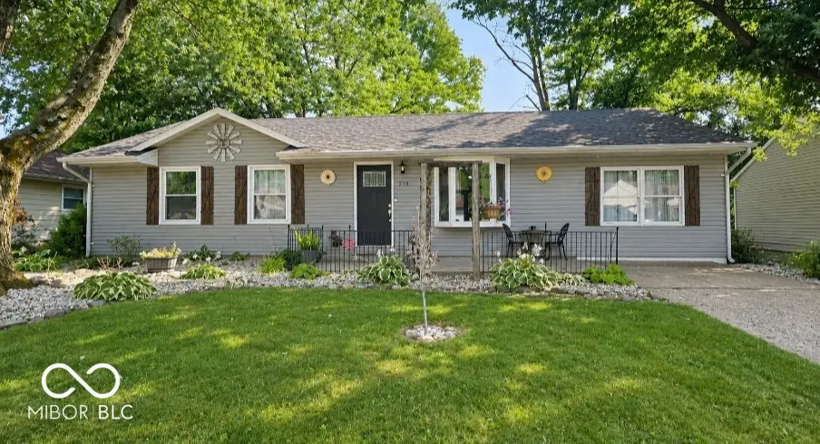 605 Locust Lane, Centerville, IN 47330 - #1