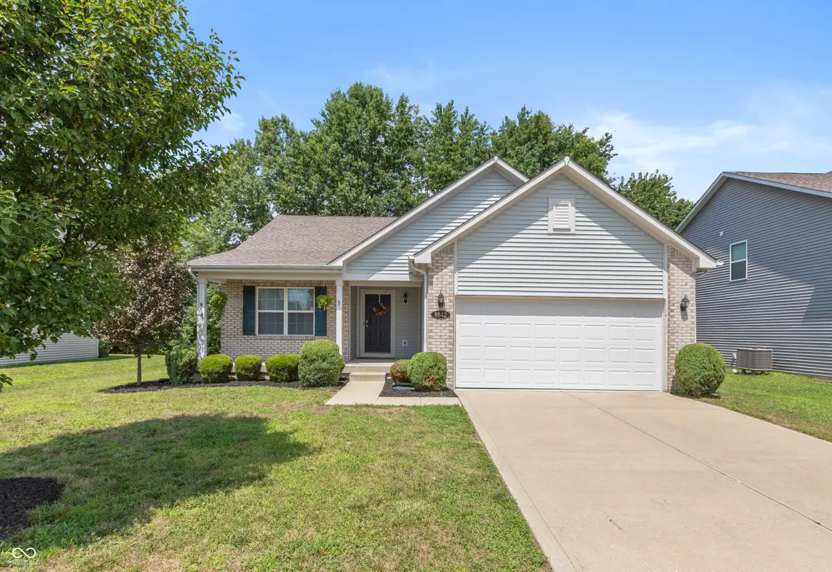 8842 Benjamin Lane, Avon, IN 46123 - #1