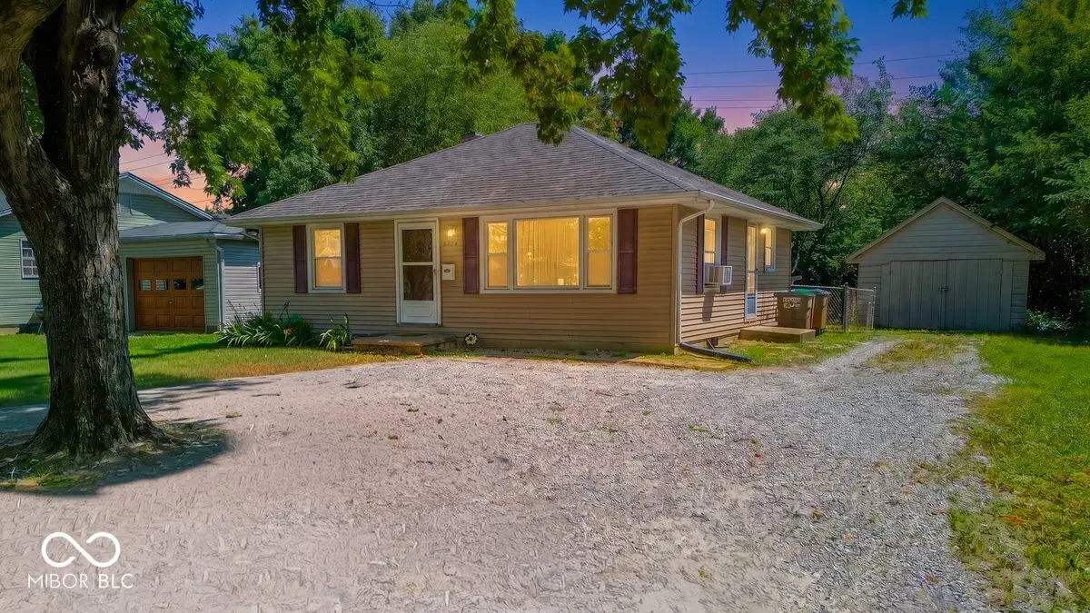 3113 17th, Columbus, IN 47201 - #1