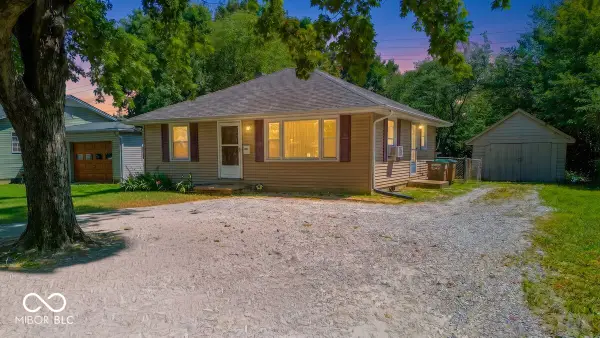 3113 17th, Columbus, IN 47201