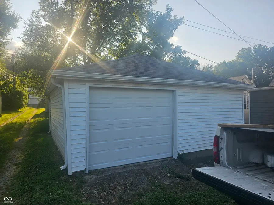 607 W 11th, Connersville, IN 47331 - #3