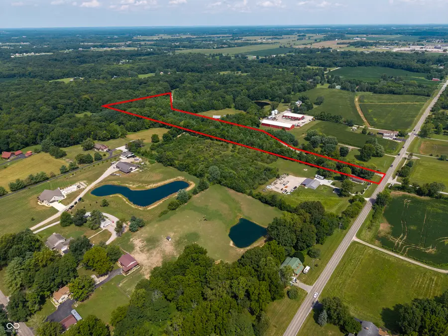 3299-3201 W Bear Claw Road, Trafalgar, IN 46181 - #3