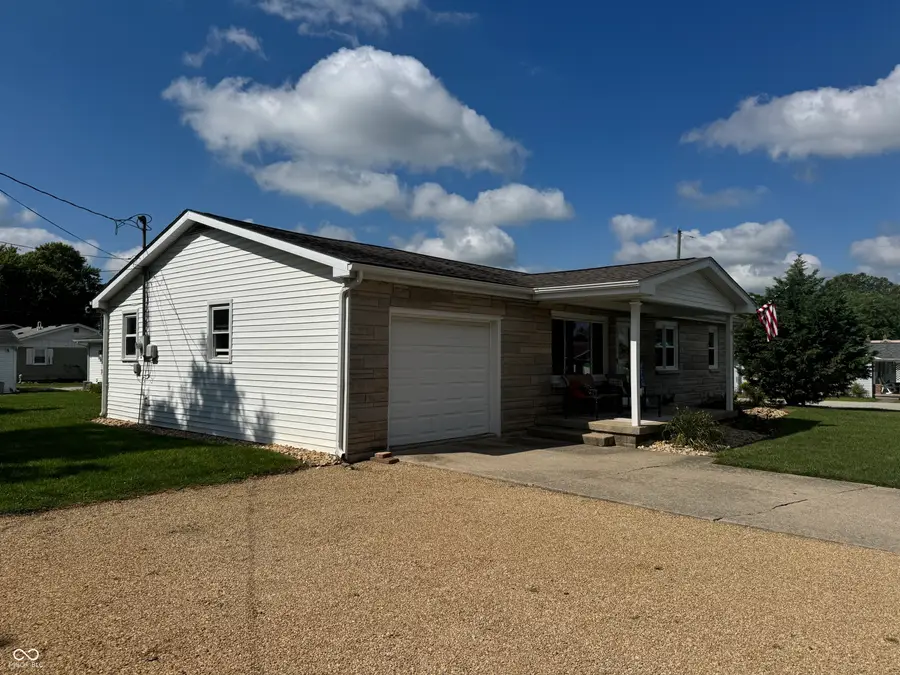 407 W Park Road, Greensburg, IN 47240 - #3