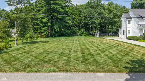 8304 Central Avenue, Indianapolis, IN 46240