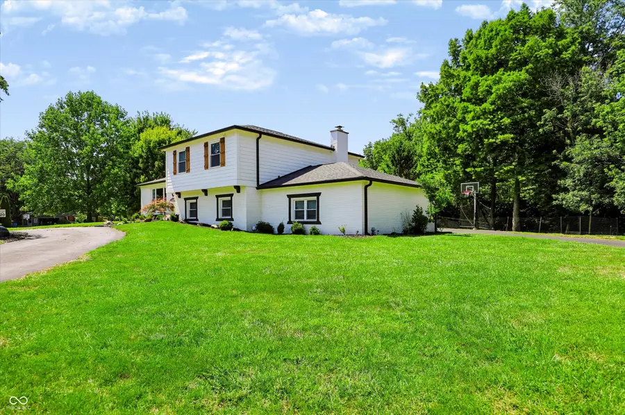 11024 W Lakeshore Drive, Carmel, IN 46033 - #3