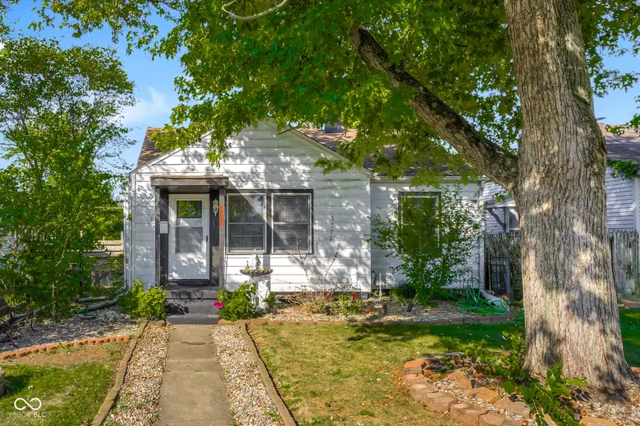 2220 Union Street, Columbus, IN 47201 - #2