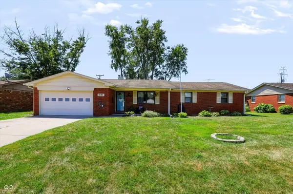5135 Magnolia Drive, Columbus, IN 47203