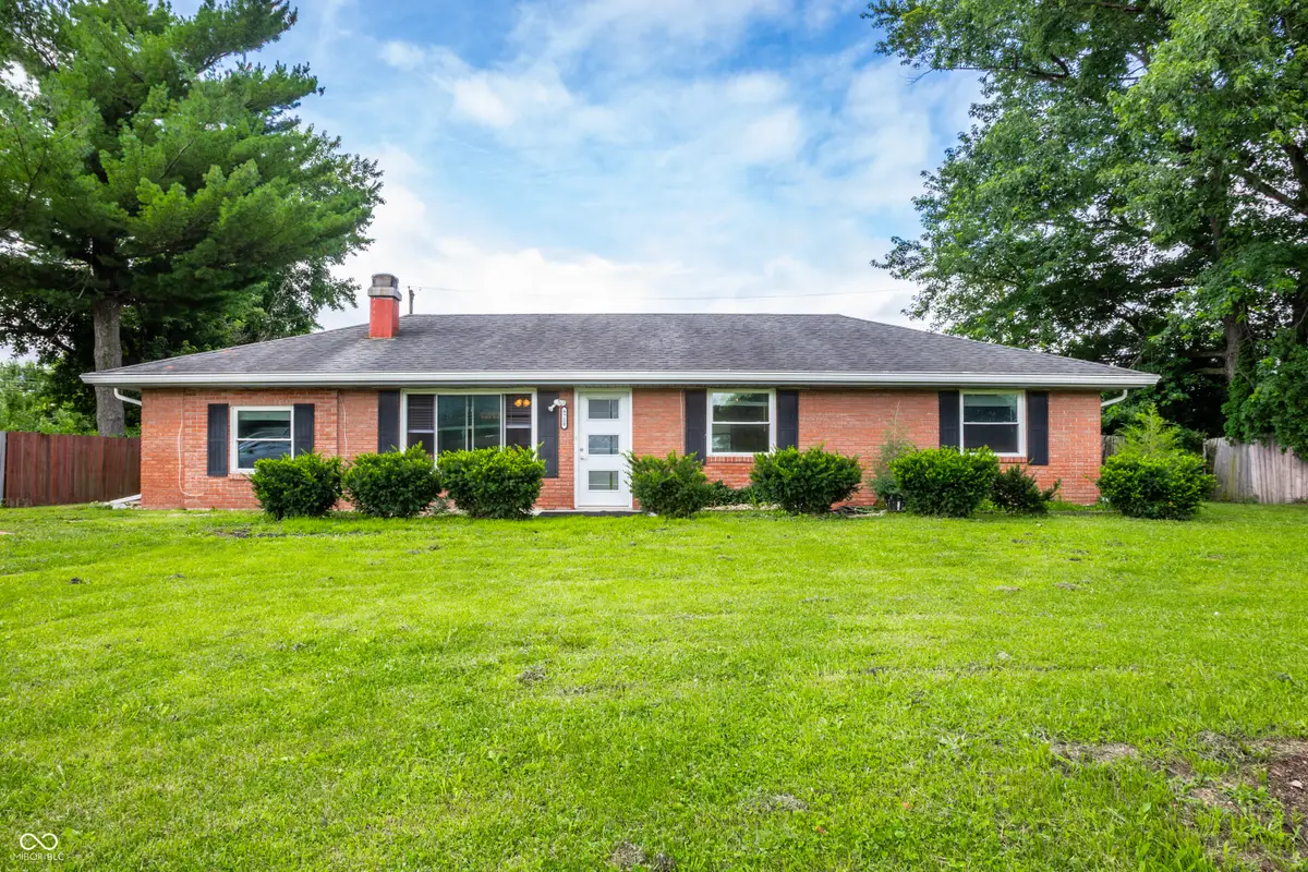 9720 N Us Highway 31, Columbus, IN 47201 - #1