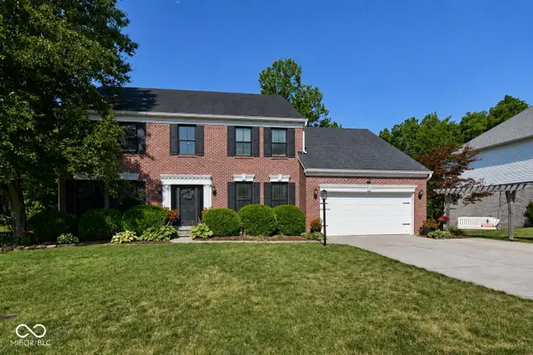 1852 Valleywood Drive, Avon, IN 46123