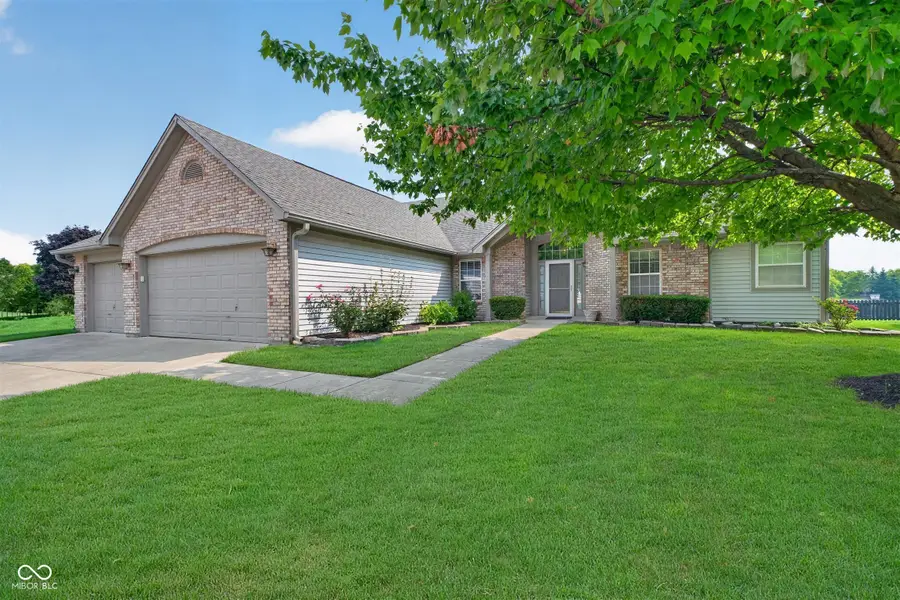 315 Cobblesprings Court, Avon, IN 46123 - #2