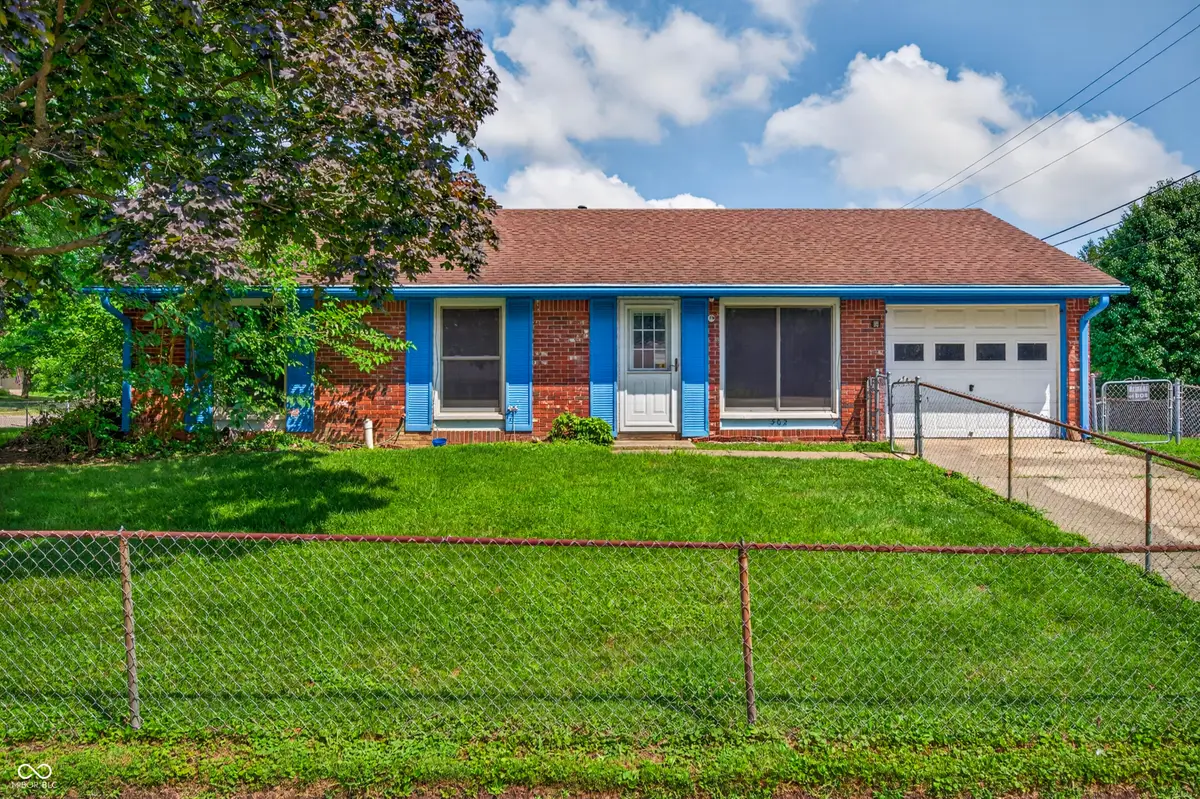 302 Oakden Road, Whiteland, IN 46184 - #1