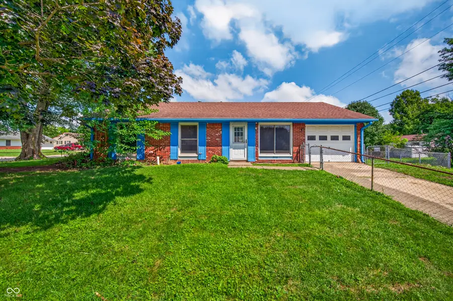 302 Oakden Road, Whiteland, IN 46184 - #2