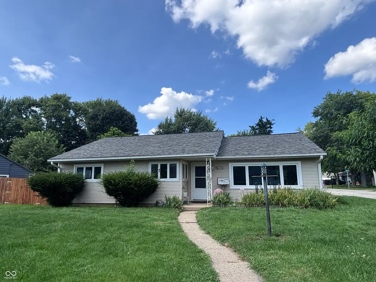 1302 Kent Drive, Crawfordsville, IN 47933 - #1