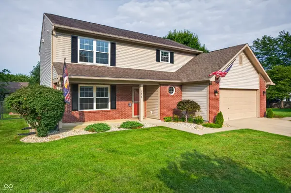 786 Lake Crossing Court, Franklin, IN 46131