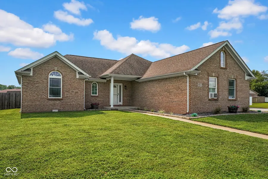 4460 Katy Drive, Seymour, IN 47274 - #2