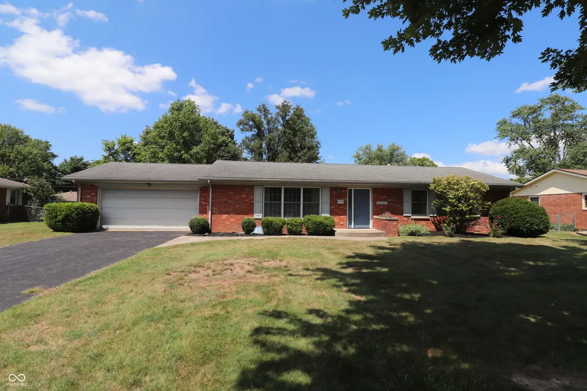 2130 Dale Court, Columbus, IN 47203 - #1