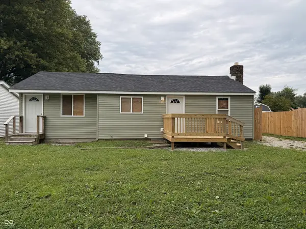 621 Della Road, Columbus, IN 47203